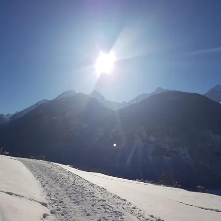 Blick Auf Herrliche Bergwelt By Interhome